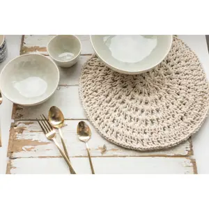 Danica - Placemat Knotted Natural Round D15 - image 2