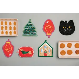 Shaped Potholder Holiday Hounds - image 3